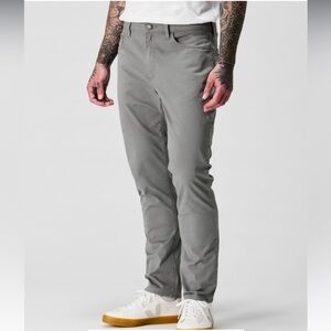 Flint & Tinder 31x30 Grey Washed Tapered Fit